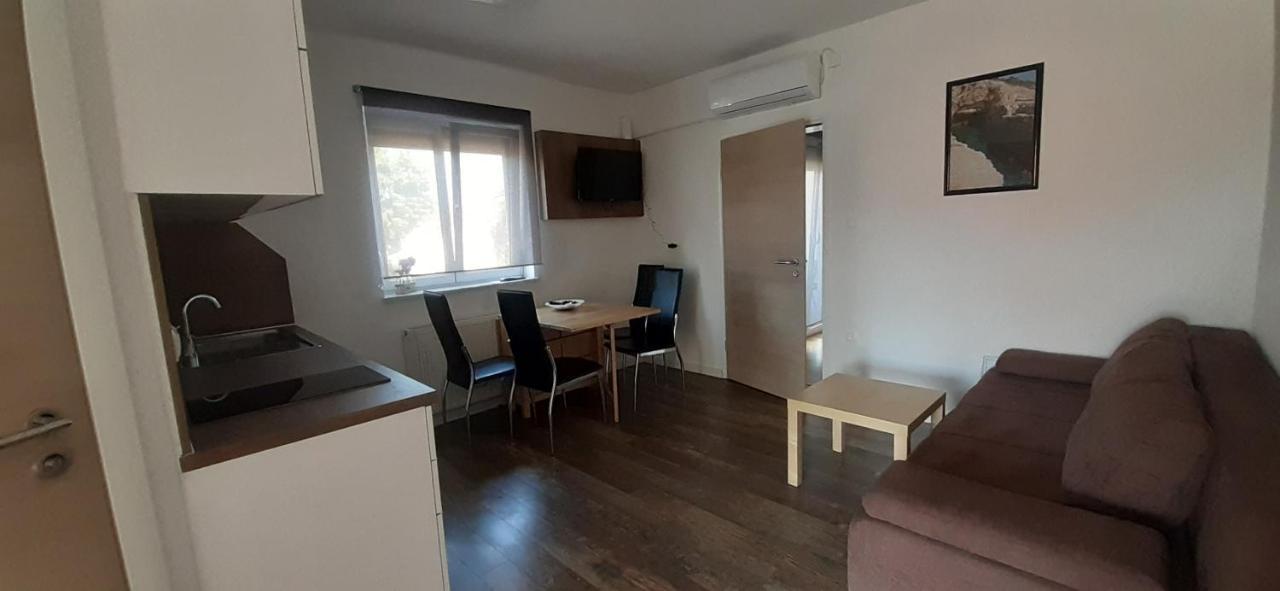 Apartments Barbic Medulin Exterior photo